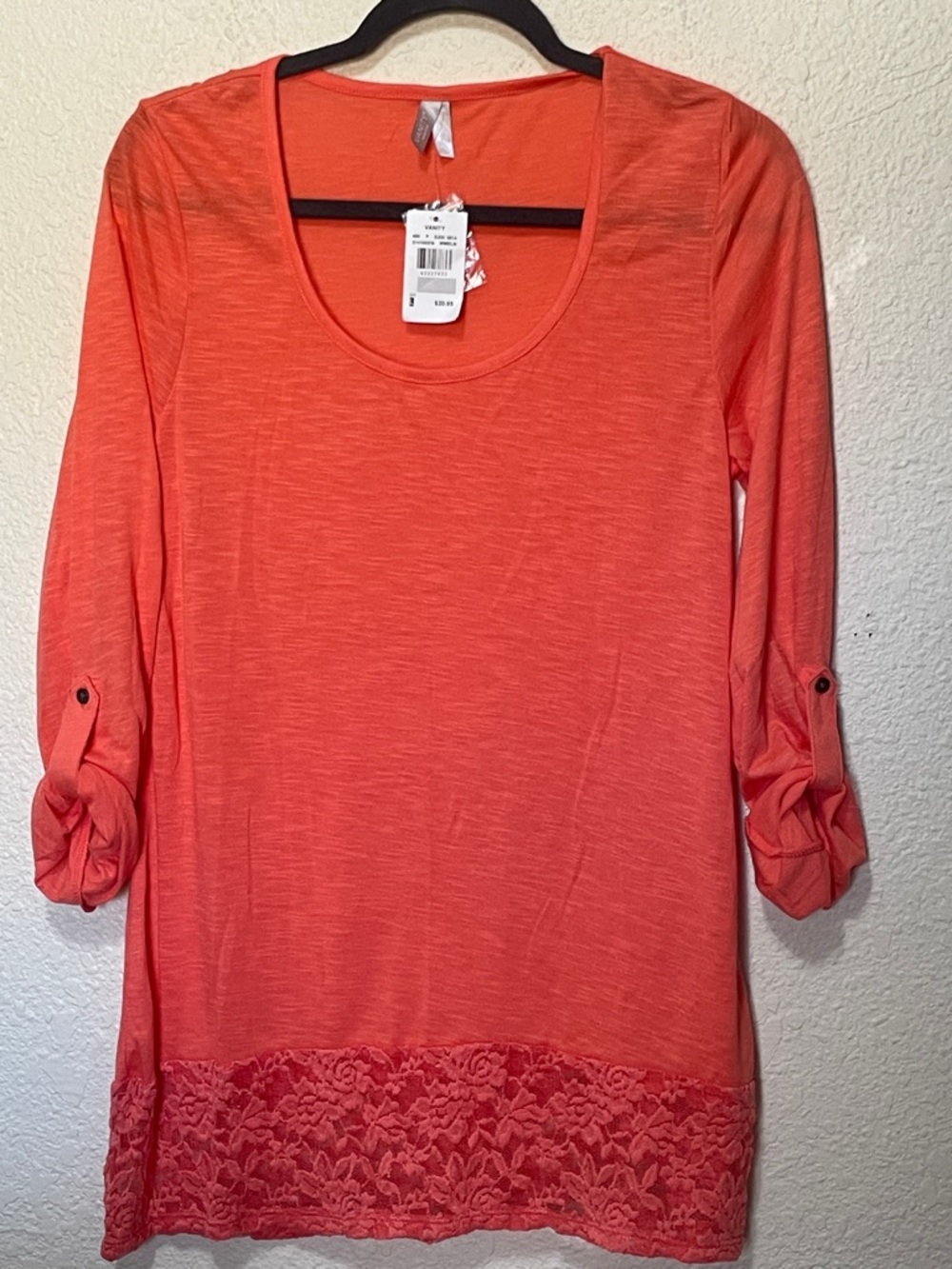 Vanity Women's Watermelon Lace Trimmed Top. NWT. Size L.